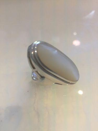 Silberner Perlmuttring (oval)