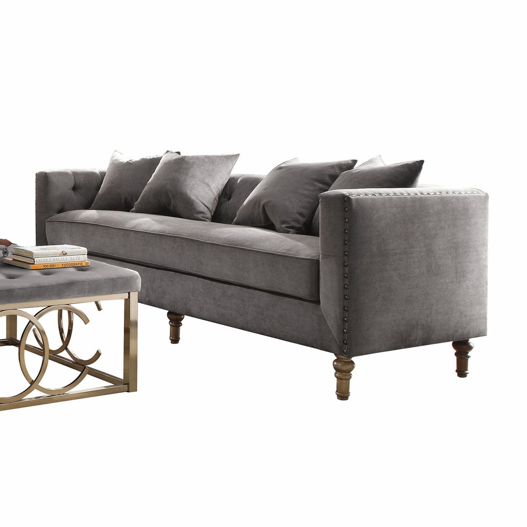 34" x 84" x 31" graues Samtpolstersofa mit 4 Kissen