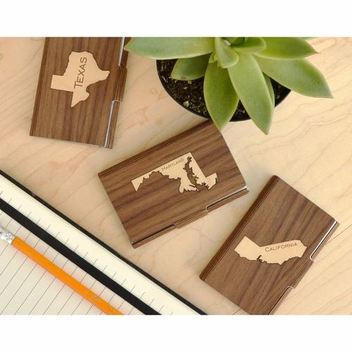 Visitenkartenhalter aus Holz