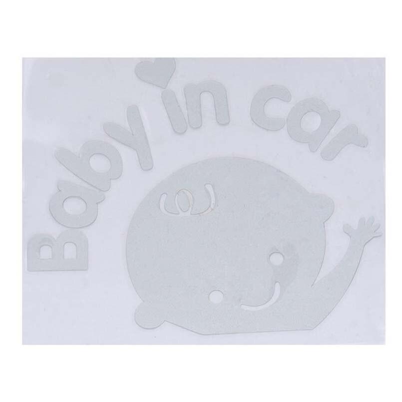 Autoaufkleber Baby im Auto winkendes Baby an Bord