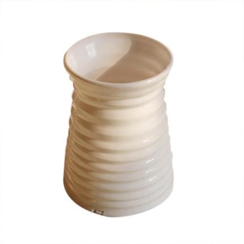 Kleine Vase, Heimdekoration, schöner Rattan-Vasenkorb 
