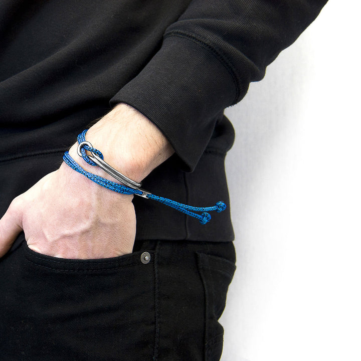 Blue Noir Tay Halbarmreif aus Silber und Seil