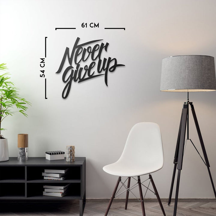 Gib niemals auf – Wandkunst aus Metall 