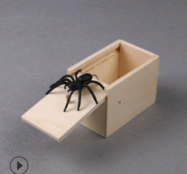 Hölzerne Streich-Trick-Witz-Schreckens-Spielzeug-Spinnenbox