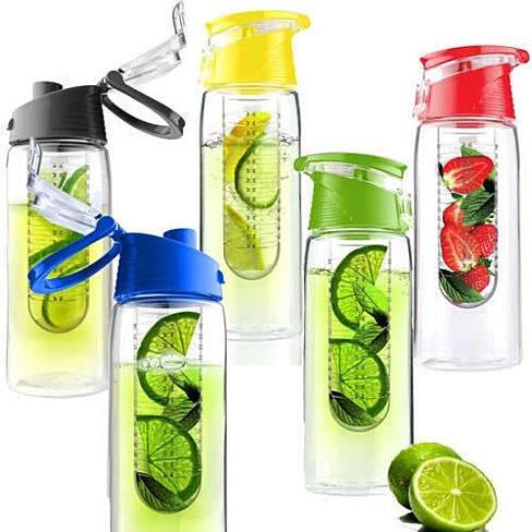 Frucht-Cola-Flasche, eine Frucht-Ei-Trinkflasche