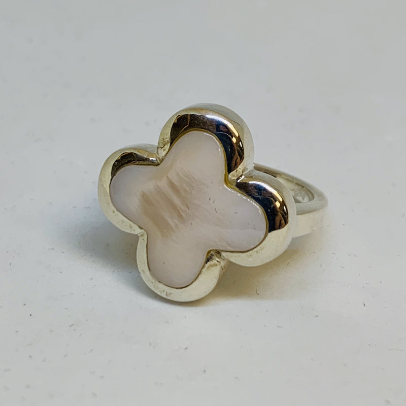 Silver Mother Of Pearl Ring (Flower)