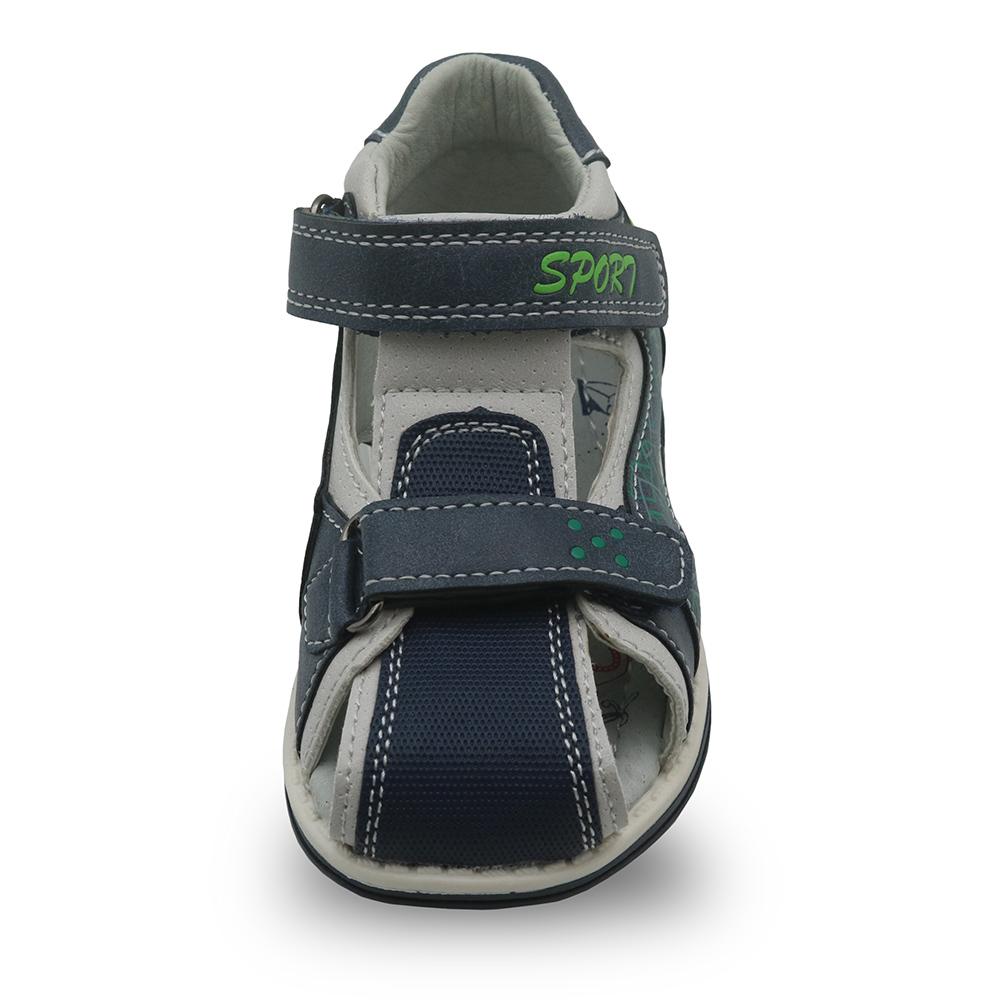 Orthopädische Sandalen mit verschlossenem Mund